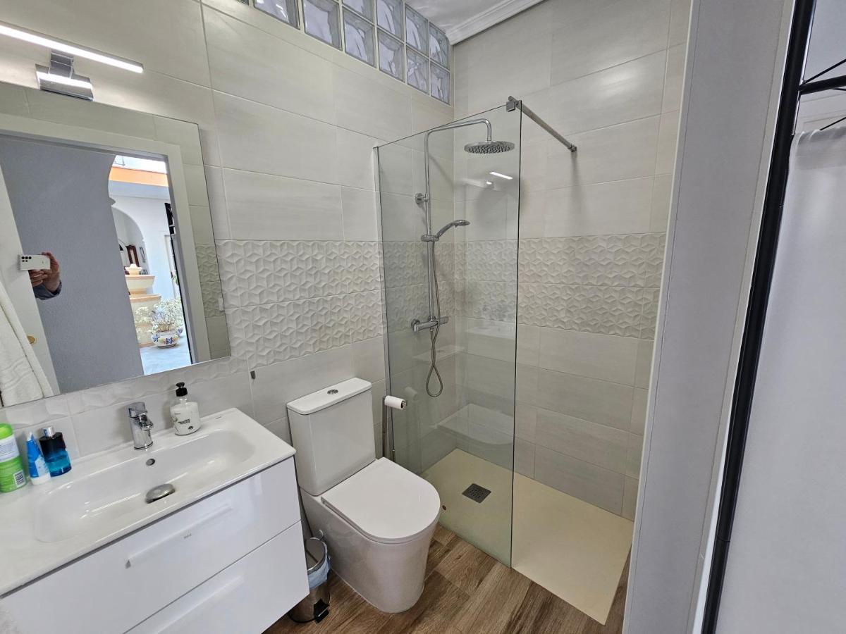Casa Elizabeth Lägenhet Palomares del Río Exteriör bild
